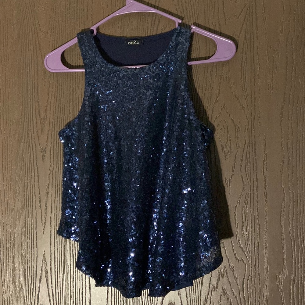 Cute sequin top